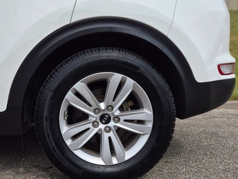 Used 2017 Kia Sportage LX FWD image 23
