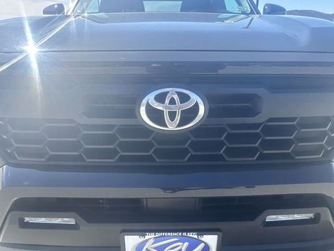 Used 2024 Toyota Tacoma TRD Off-Road AWD/4WD image 32