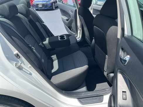 Used 2017 Kia Forte S w/ S Premium Package FWD image 45