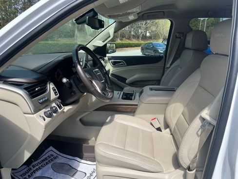 Used 2020 GMC Yukon Denali image 5