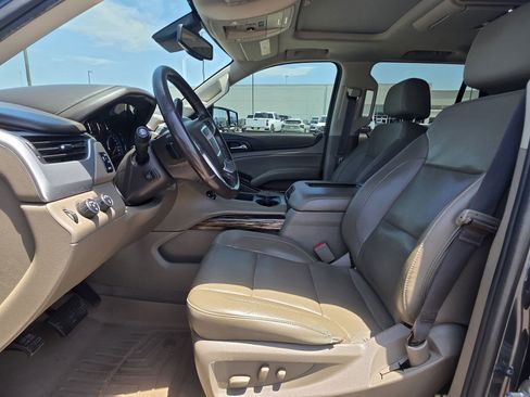 Used 2020 GMC Yukon SLT w/ Open Road Package AWD/4WD image 13