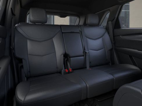 New 2026 Cadillac XT5 Luxury w/ LPO, ONYX Package image 17