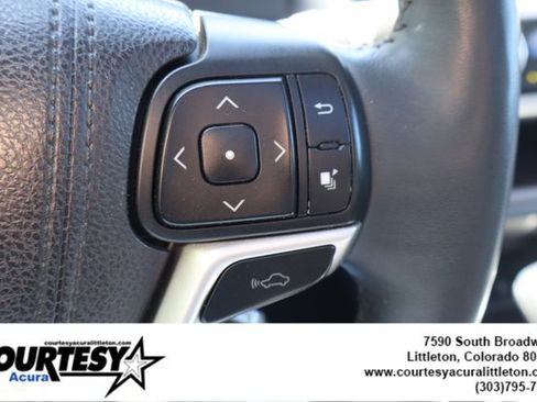 Used 2016 Toyota Highlander Limited Platinum AWD/4WD image 12