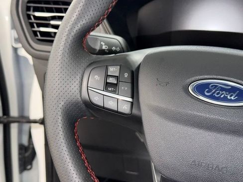 Used 2024 Ford Escape ST-Line w/ Tech Pack #1 AWD/4WD image 17