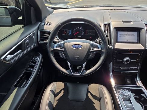 Used 2019 Ford Edge ST w/ Convenience Package AWD/4WD image 16