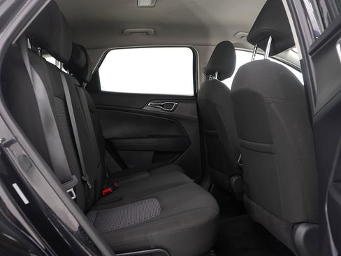 Used 2025 Kia Sportage LX image 13