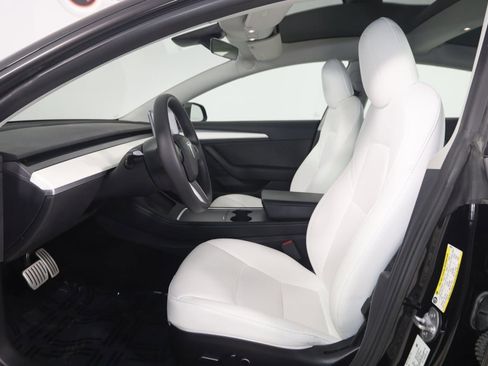 Used 2022 Tesla Model 3 Performance image 13