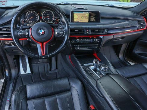 Used 2015 BMW X6 M image 21