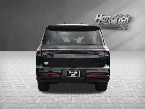 Used 2025 INFINITI QX80 Sensory AWD/4WD image 9