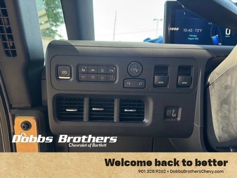 Used 2024 Chevrolet Brightdrop 600 w/ Commercial Equipment Package AWD/4WD image 14