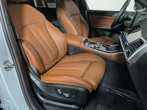 Certified 2026 BMW X5 xDrive50e image 32