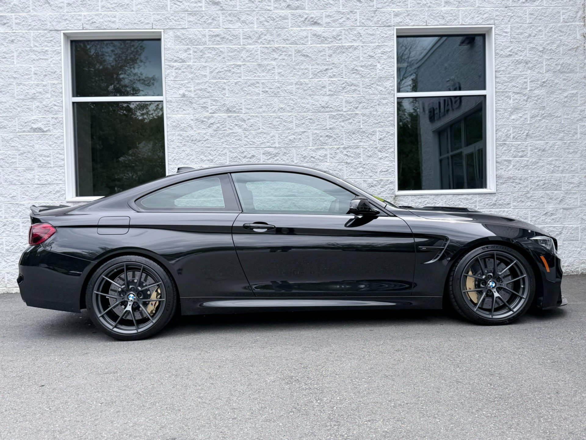 Used 2019 BMW M4 CS w/ Executive Package RWD image 32