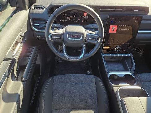 Used 2025 GMC Terrain Elevation image 16