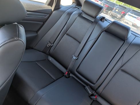 Used 2022 Honda Accord Sport image 12