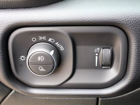 New 2026 RAM 2500 Big Horn AWD/4WD image 30
