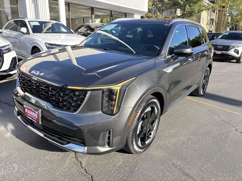 Used 2025 Kia Sorento SX Prestige AWD/4WD image 17
