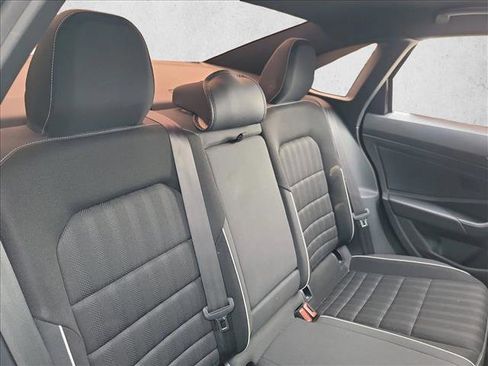 Used 2022 Volkswagen Jetta Sport image 16