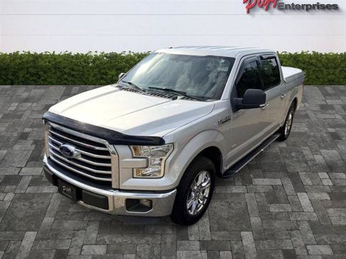 Used 2015 Ford F150 XLT w/ Equipment Group 301A Mid RWD image 6