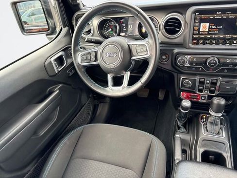 Used 2022 Jeep Wrangler Unlimited Rubicon 4xe image 14