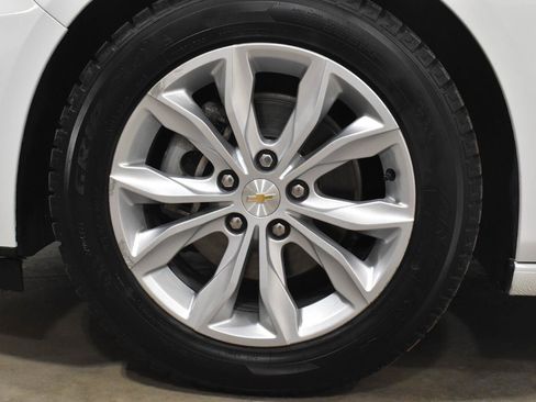Used 2024 Chevrolet Malibu LT FWD image 31