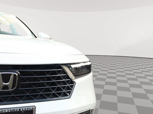 Used 2024 Honda Accord EX image 10
