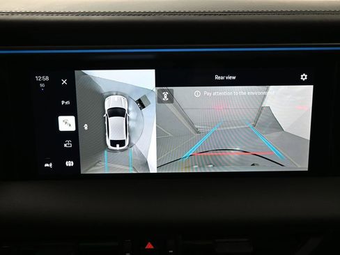 Certified 2025 Porsche Macan Electric RWD image 19