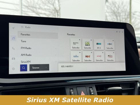 Used 2025 Lexus ES 350 Ultra Luxury image 8