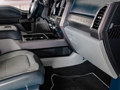 Used 2022 Ford F450 Limited w/ FX4 Off-Road Package image 11