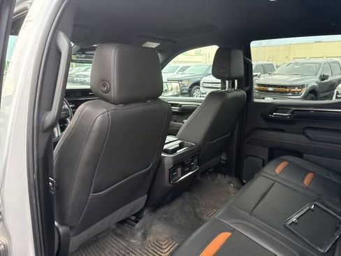 Used 2022 GMC Sierra 1500 AT4 AWD/4WD image 25