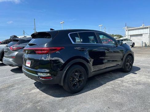 Used 2022 Kia Sportage LX FWD image 3