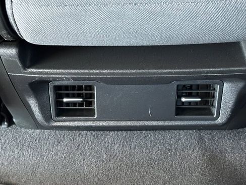 Used 2022 Chevrolet Silverado 2500 Custom w/ Custom Convenience Package RWD image 19