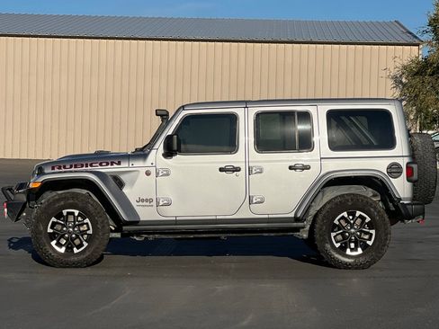 Used 2021 Jeep Wrangler Unlimited Rubicon AWD/4WD image 7