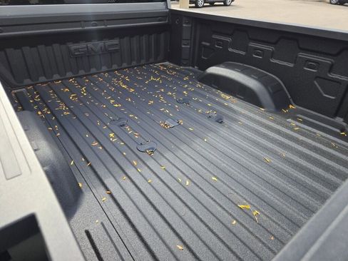 New 2026 GMC Sierra 2500 SLT w/ Max Trailering Package image 19