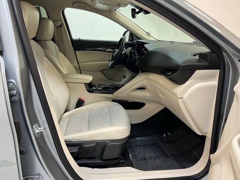 Used 2023 Buick Envision Preferred image 32