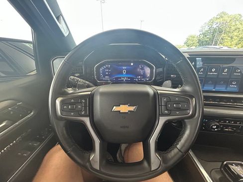 Used 2023 Chevrolet Silverado 1500 High Country w/ Technology Package AWD/4WD image 33