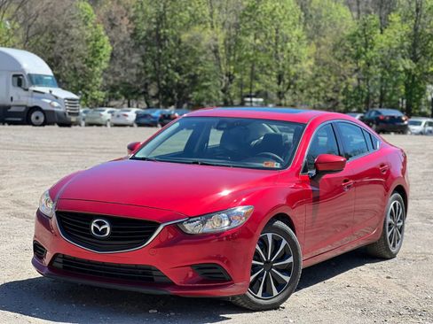 Used 2017 MAZDA MAZDA6 Touring FWD image 2