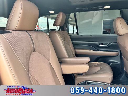 Used 2024 Toyota Grand Highlander AWD Hybrid image 49