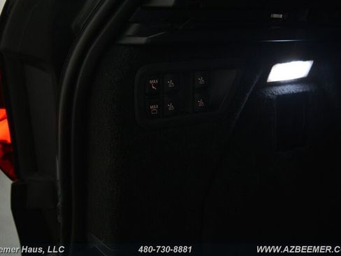 Used 2022 BMW X7 xDrive40i w/ M Sport Package image 50