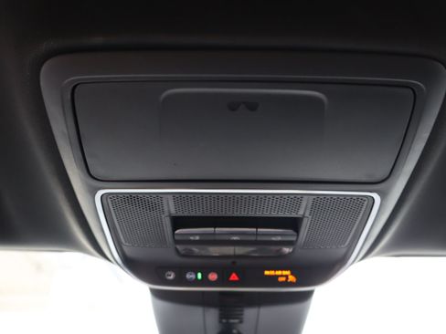 Used 2024 Chevrolet Traverse RS AWD/4WD image 30