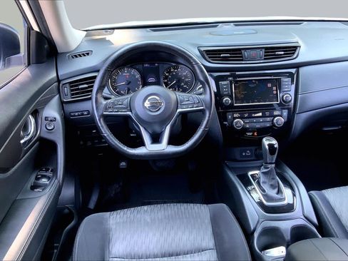 Used 2018 Nissan Rogue SV w/ Sun & Sound Touring Package AWD/4WD image 6