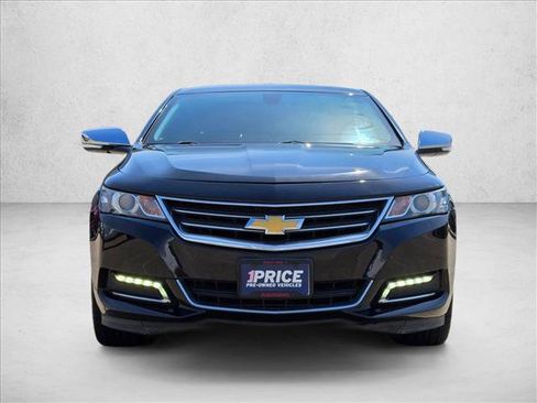 Used 2019 Chevrolet Impala Premier w/ Premier Convenience Package FWD image 2