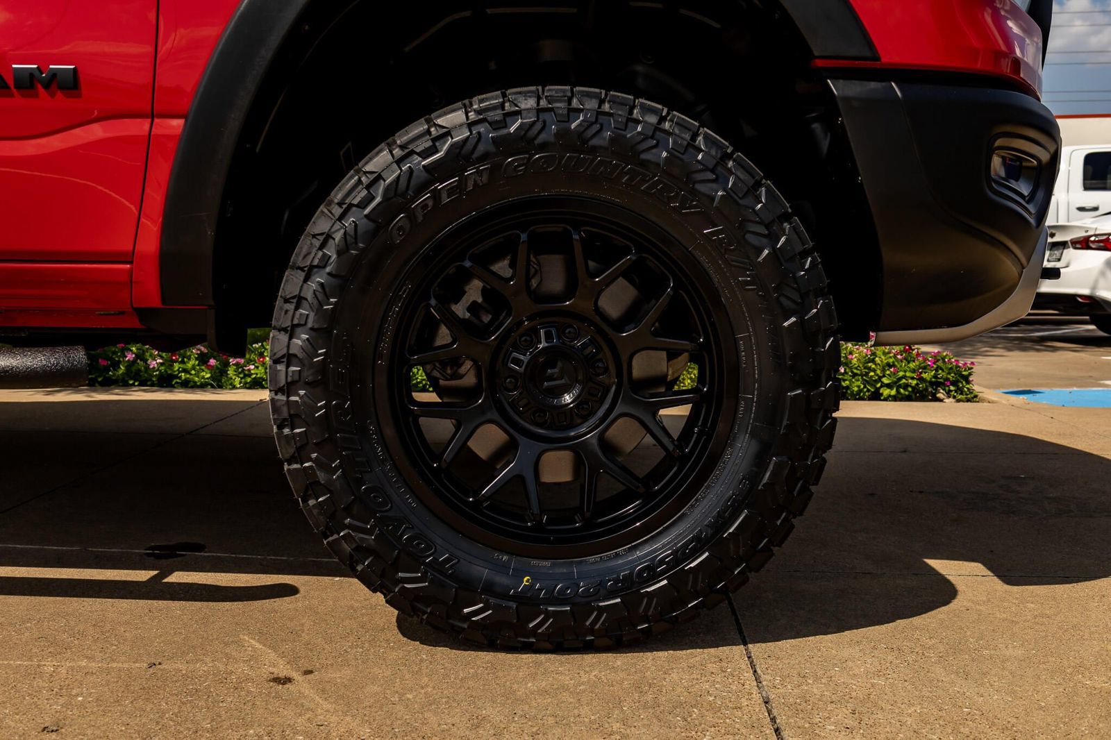Used 2021 RAM 1500 Rebel AWD/4WD image 12