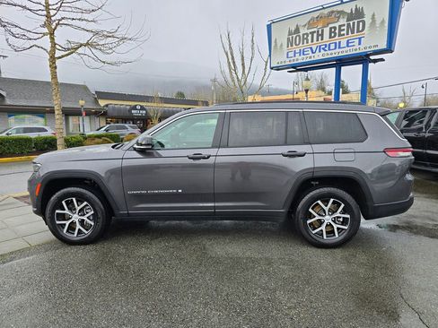 Used 2024 Jeep Grand Cherokee L Limited w/ Luxury Tech Group II AWD/4WD image 9