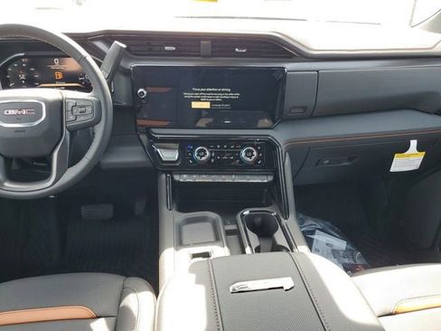 New 2026 GMC Sierra 2500 AT4 w/ AT4 Premium Plus Package AWD/4WD image 15