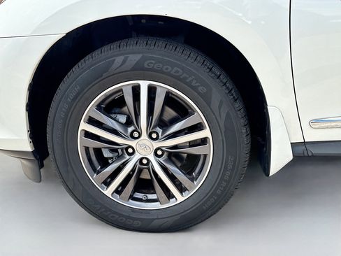 Used 2020 INFINITI QX60 Luxe w/ Essential Package FWD image 42