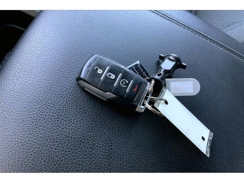 Used 2023 RAM 1500 Big Horn image 13