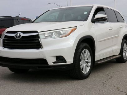 Used 2015 Toyota Highlander LE