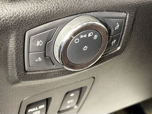 Used 2019 Ford F150 Lariat w/ Equipment Group 502A Luxury image 10