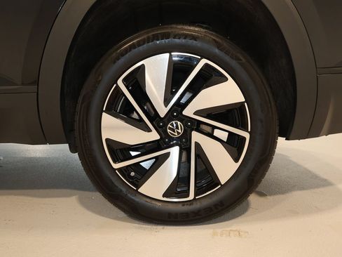 Used 2026 Volkswagen Atlas SE AWD/4WD image 33