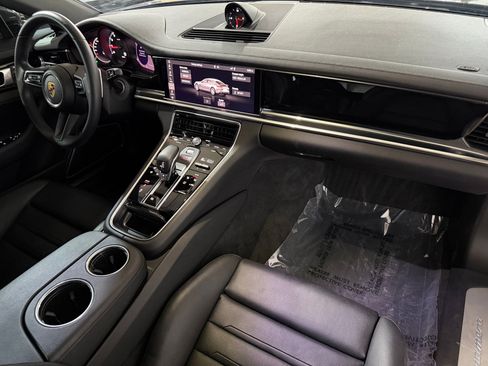 Used 2021 Porsche Panamera image 51